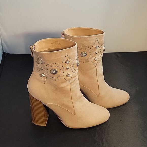 FOREVER 21 WOMEN"S FAUX SUEDE HEELED ANKLE BOOTS - Picture 3 of 11